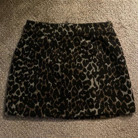 Cheetah/ Leopard Wool Skirt - Picture 2 of 2
